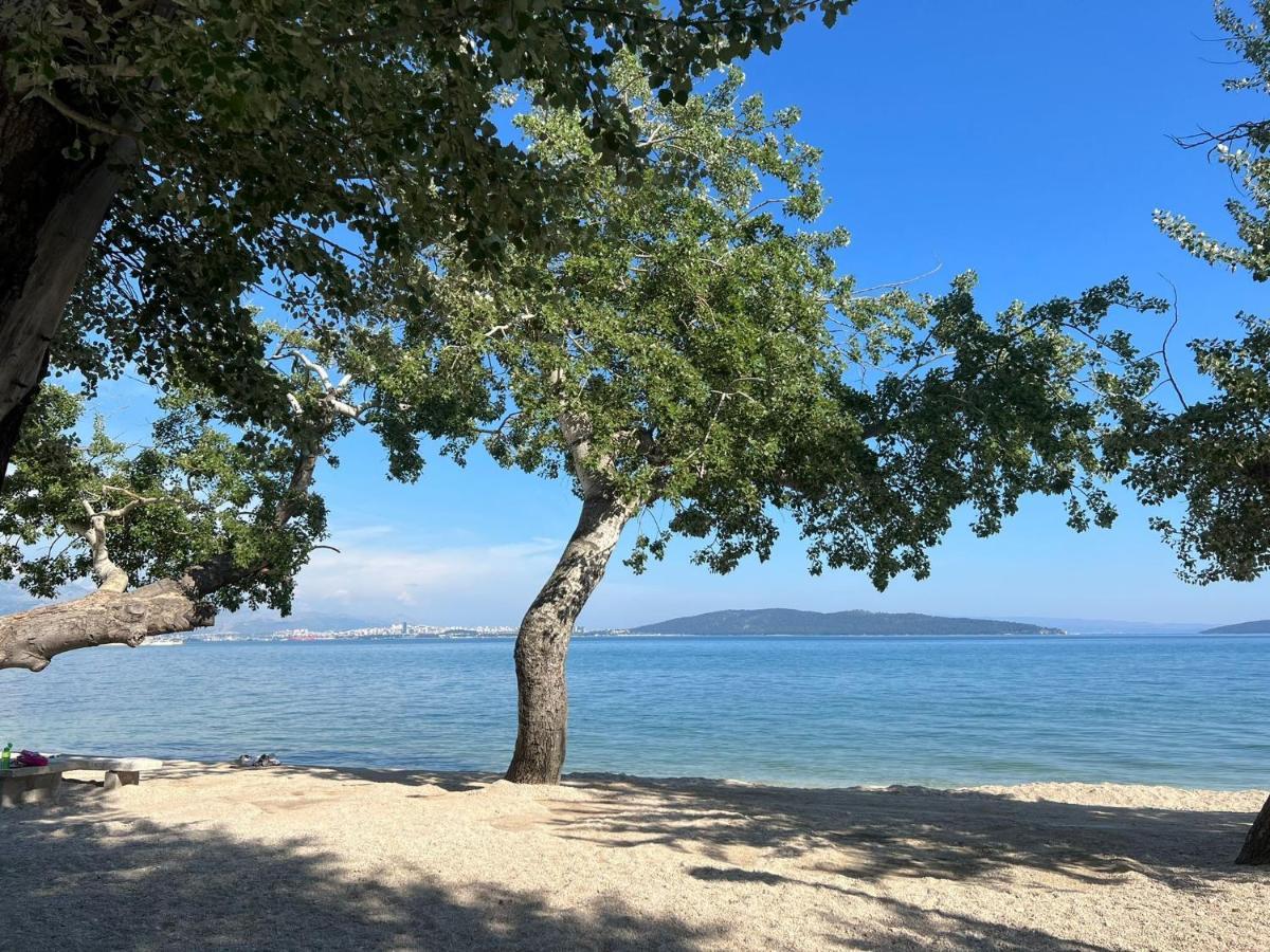 Apartment Troisa Kastela Bagian luar foto